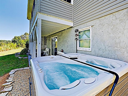 4 Bedrooms Country Home image 29